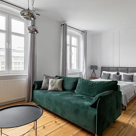 Apartment Homewell Center *