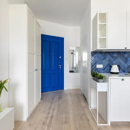 Homewell Center Apartment